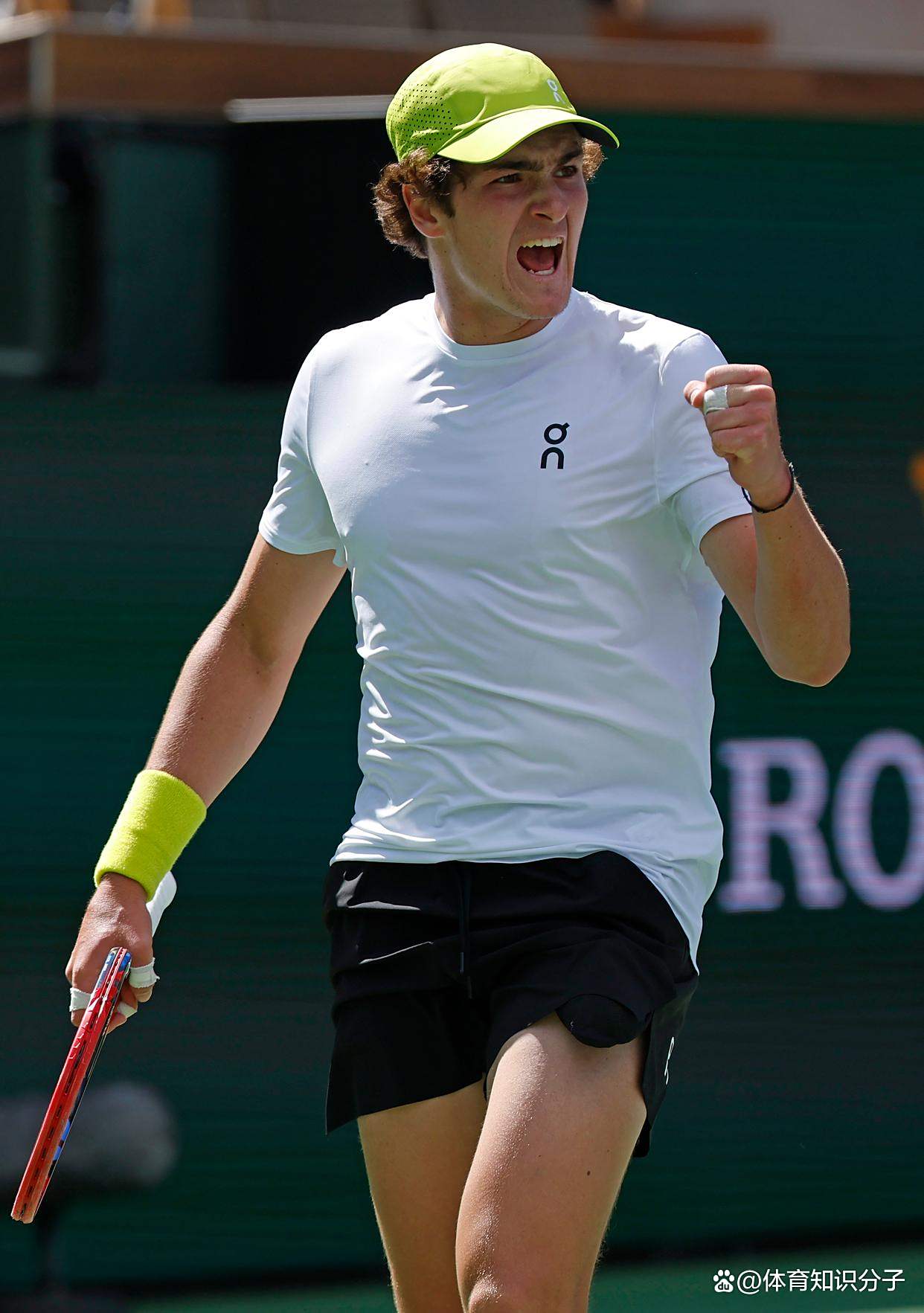 乐鱼vip注册-费德勒连续五场比赛得分超过表现优异，加拿大队不断突破！气势如虹延续的简单介绍-乐鱼vip注册