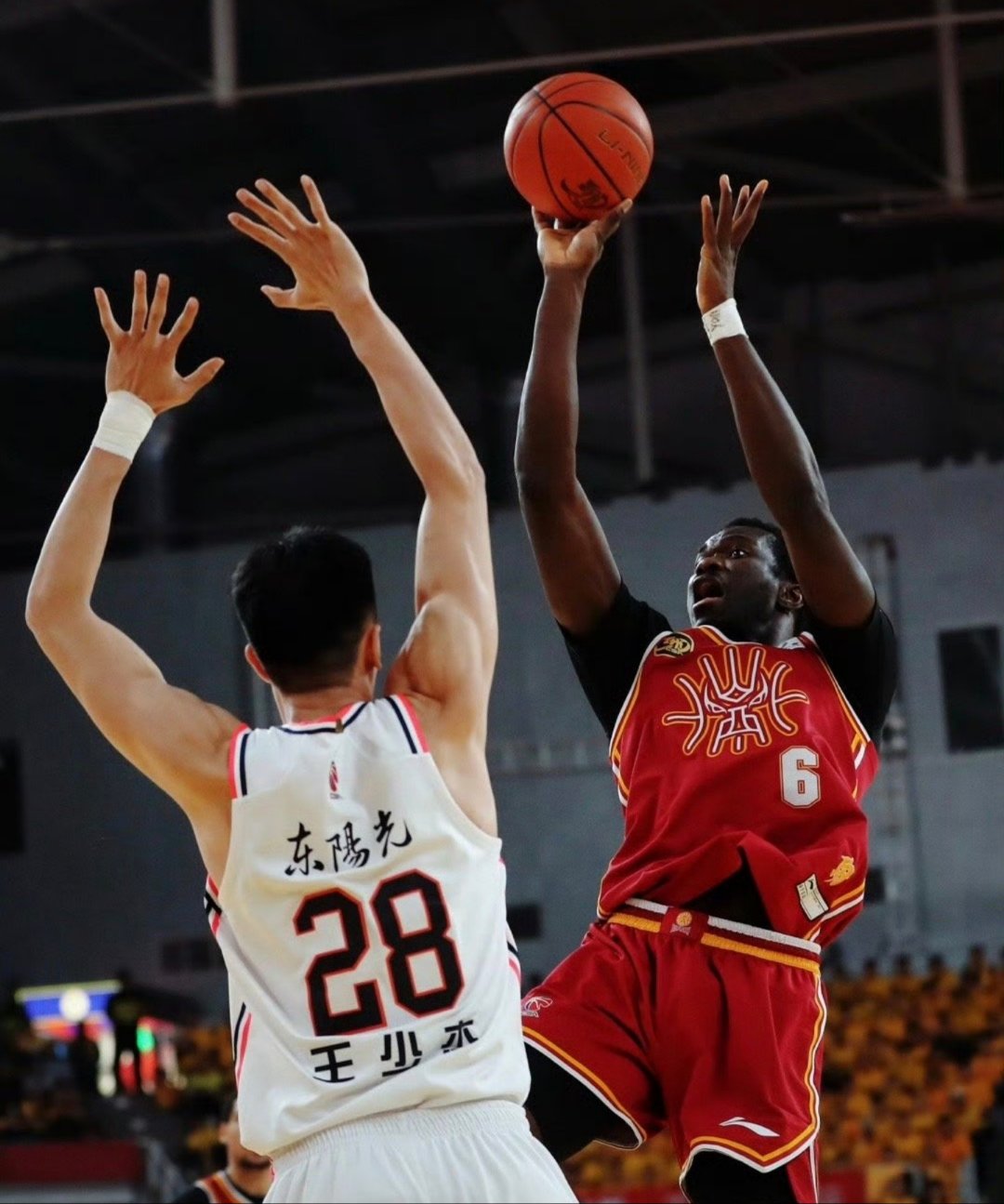 乐鱼体育APP-赛地聚焦：CBA季后赛加时末段热度飙升，布莱顿豪取连胜，底气十足，赛季目标并未改变-乐鱼体育APP